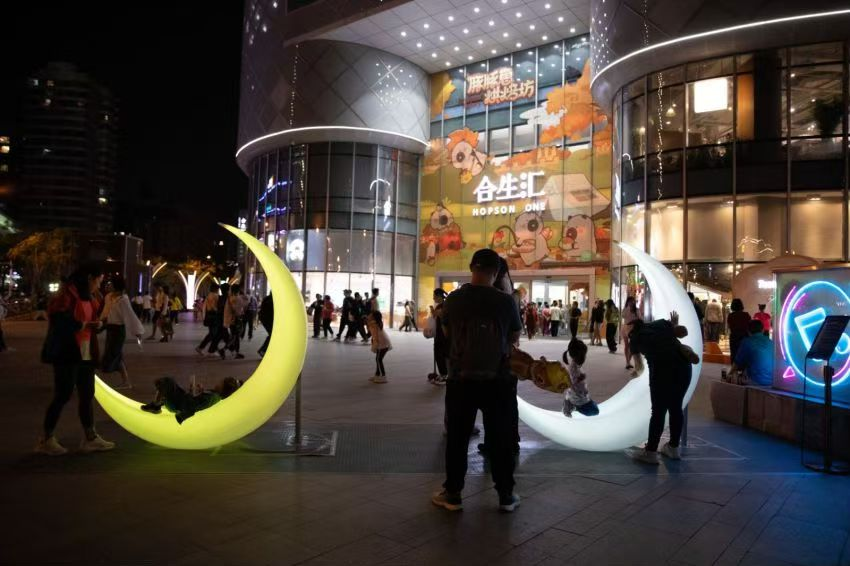 看燈拍照買(mǎi)好物！北京朝陽(yáng)國(guó)際燈光節(jié)商圈消費(fèi)最全指南→(圖11)