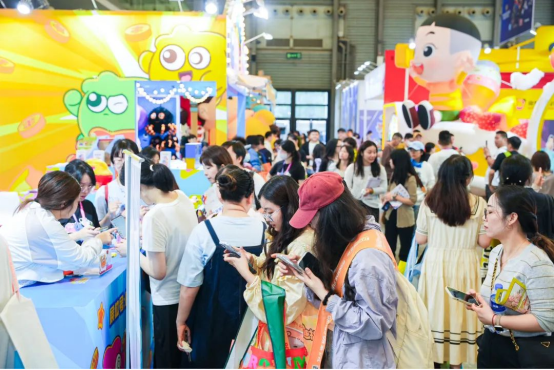 九游app：精彩紛呈！2024中國玩協(xié)四展暨CLE上海國際IP創(chuàng)意品質(zhì)生活節(jié)盛大開幕(圖7)