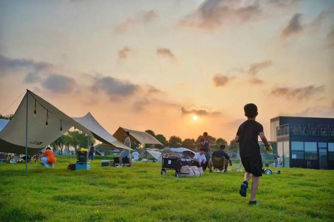 上海帳篷露營(yíng)地首批“白名單”閔行上榜的是→(圖15)