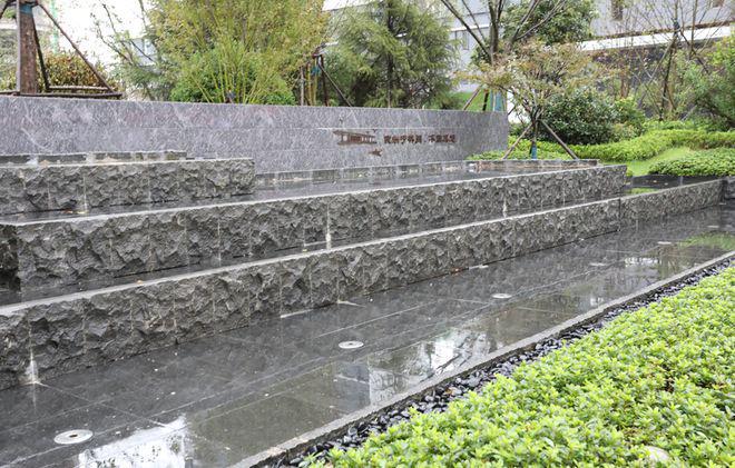 青島靈山灣天璽售樓處-靈山灣天璽官方網(wǎng)站歡迎您丨2024最新詳情(圖1)
