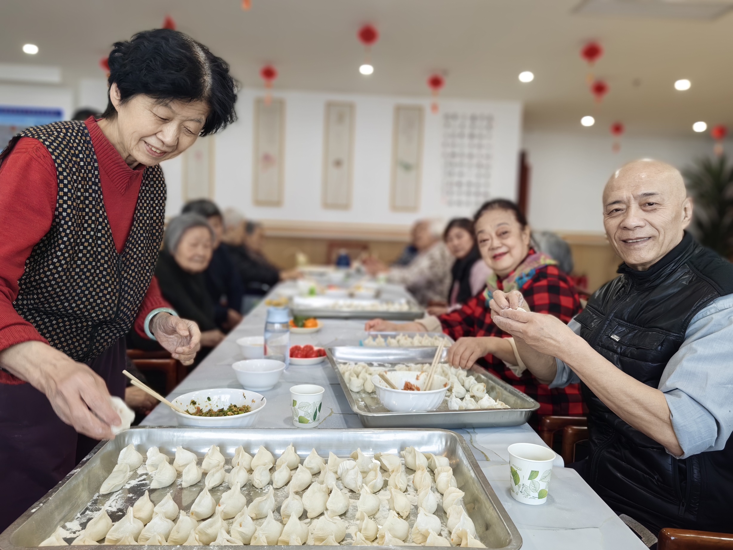 2024溫暖回望丨關(guān)愛(ài)“一老一小” 守護(hù)“朝夕美好”(圖2)