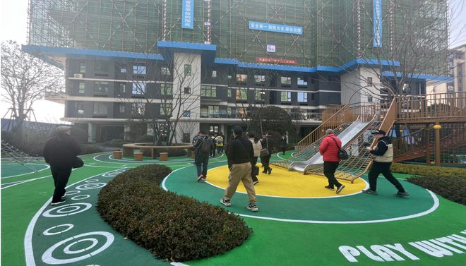 “幸福昌南·我在象湖濱江安個家”采風(fēng)之旅：見證象湖濱江現(xiàn)代化生活圈的崛起(圖6)