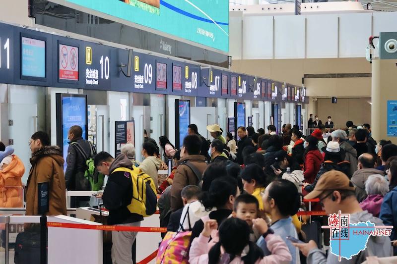 ?？诿捞m機場2024年航班量、旅客量、貨郵量創(chuàng)歷史紀錄(圖2)